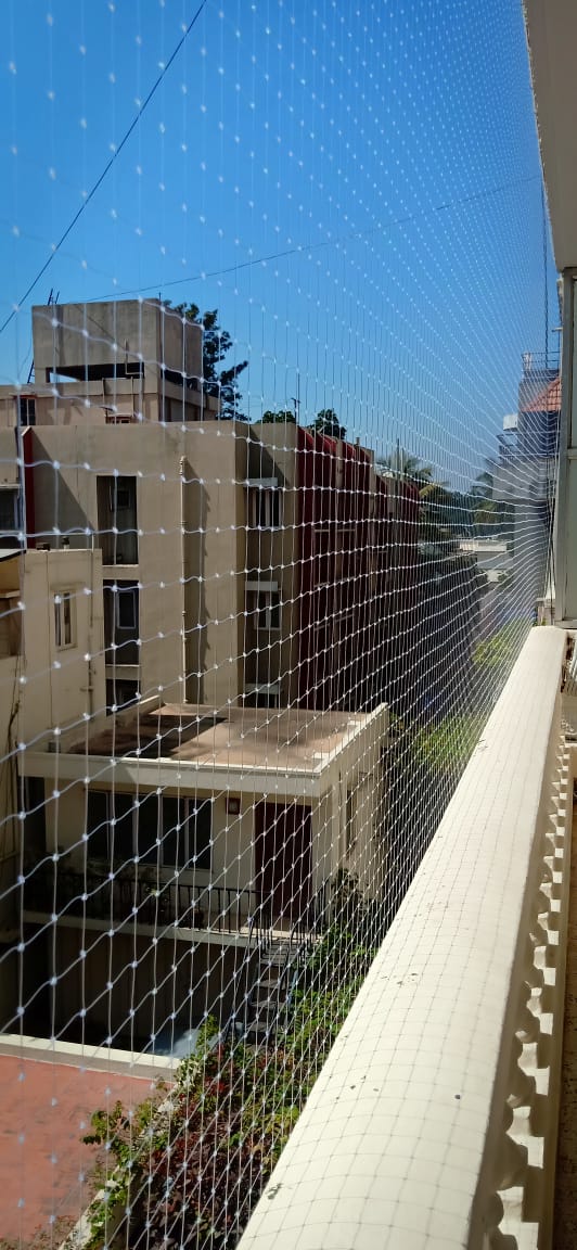 Building safety net installation