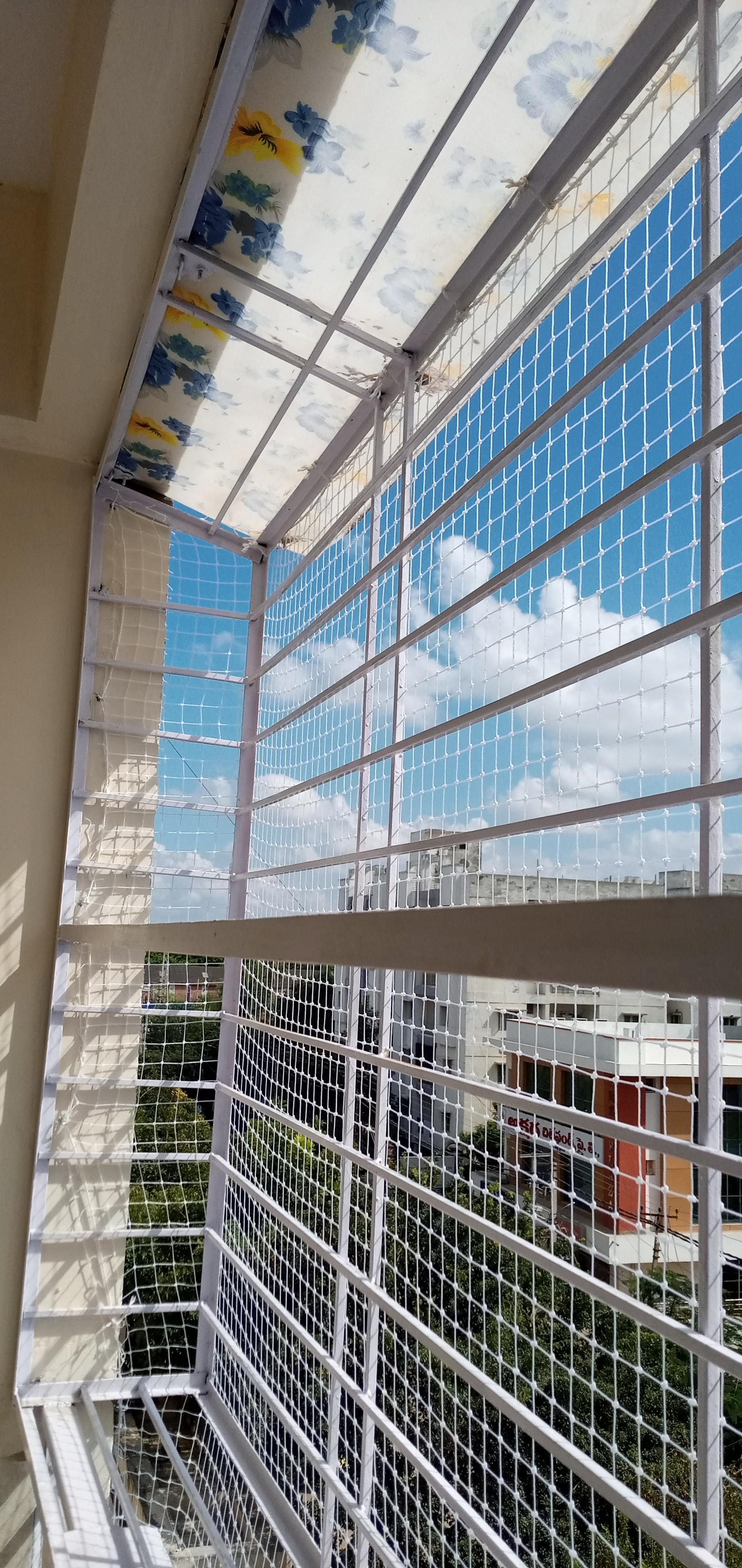 Residential safety net installation